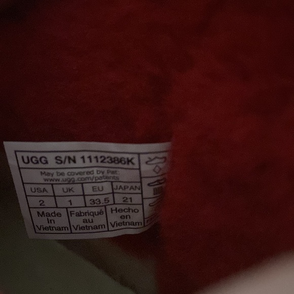 Brand new UGG Mini Classic II Waterproof Clear boot - Picture 4 of 4